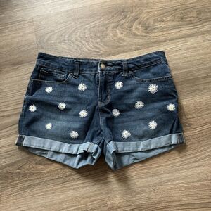 Women’s Time And True Jean Daisy Embroidered Shorts Size 10